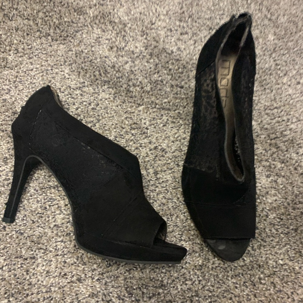 Black heels